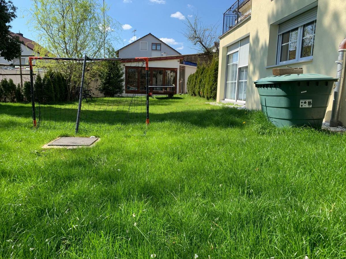 Terrassenwohnung In Estenfeld Bei Wuerzburg Dış mekan fotoğraf