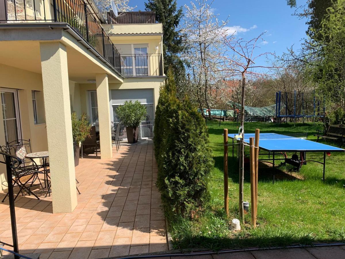 Terrassenwohnung In Estenfeld Bei Wuerzburg Dış mekan fotoğraf