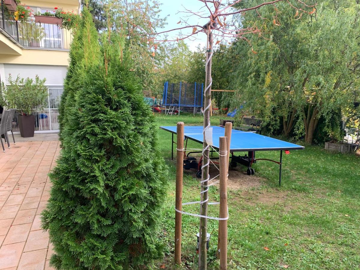 Terrassenwohnung In Estenfeld Bei Wuerzburg Dış mekan fotoğraf